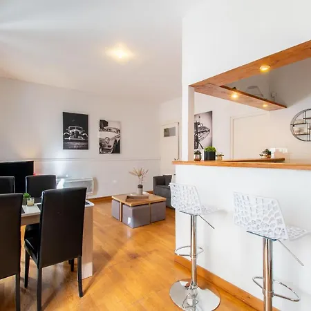 Apartment La Comedie De - Appt Chaleureux *