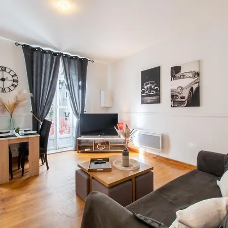 Apartment La Comedie De - Appt Chaleureux